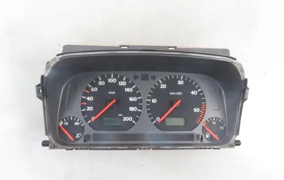 Volkswagen Golf III Speedometer (instrument cluster) 1H0919860F