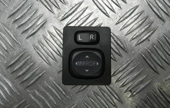 Toyota Corolla E160 E170 Electric window control switch 76E690 T4556