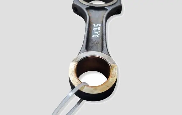 Mercedes-Benz E W212 Connecting rod/conrod 65100