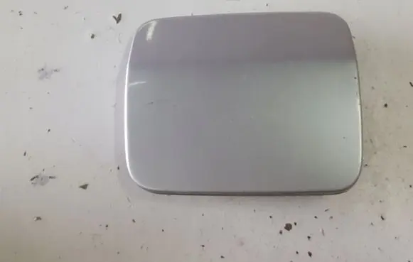 Mitsubishi Pajero Fuel tank cap