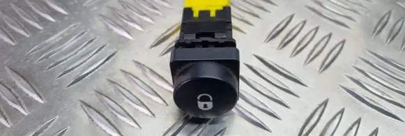 Citroen Xsara Picasso Central locking switch button 