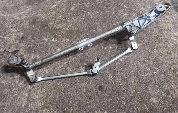 Mercedes-Benz SLK R172 Front wiper linkage 