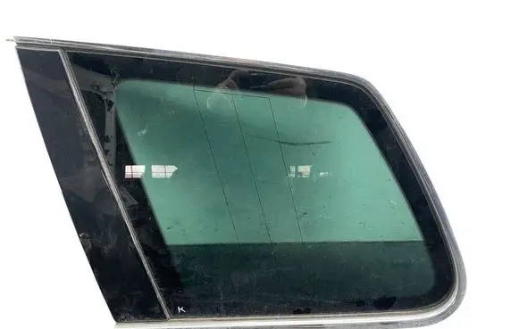 Volkswagen Touareg I Rear side window 7L6845297CM