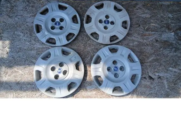 Fiat Panda 141 R17 wheel hub/cap/trim 51705266