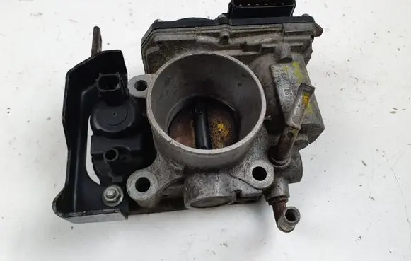 Honda Civic Throttle valve GMA7A