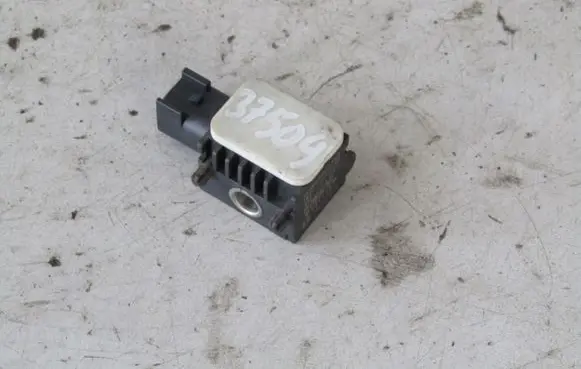 Audi A8 S8 D3 4E Airbag deployment crash/impact sensor 37509