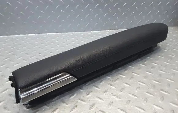 Mercedes-Benz S W221 Front door interior handle trim 81220002 A2217270348 A2217270266