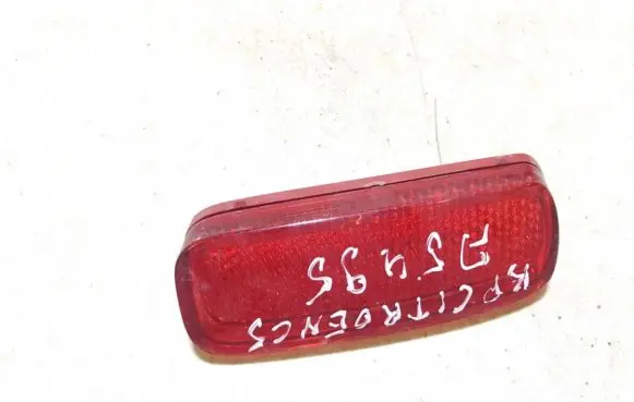Rear tail light reflector