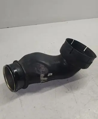 Mercedes-Benz E W211 Intercooler hose/pipe A2710902037