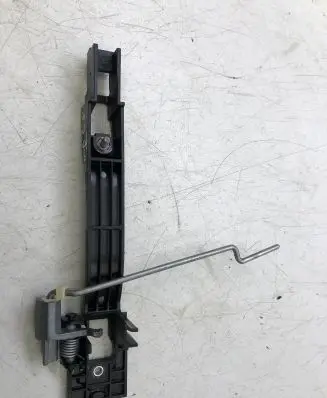 Rear door exterior handle/bracket