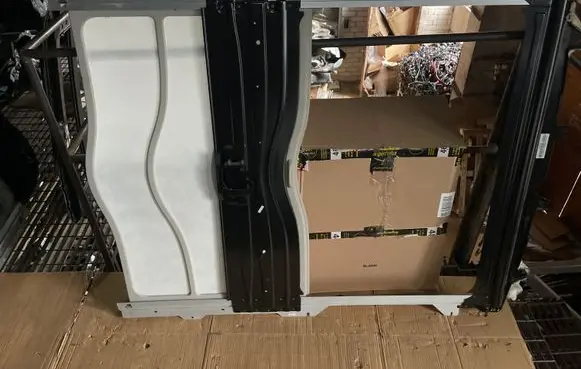 Nissan Cube Z12 Sunroof frame 