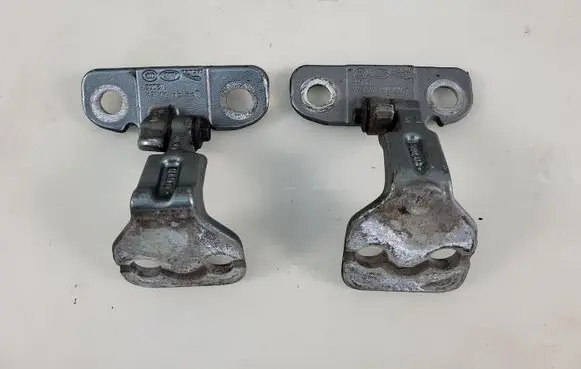 Land Rover Evoque I Front door hinge set 