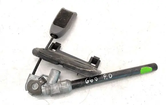 Renault Megane II Front seatbelt buckle