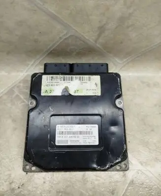 Mercedes-Benz C W203 Engine control unit/module A2710100597 271946 423801929