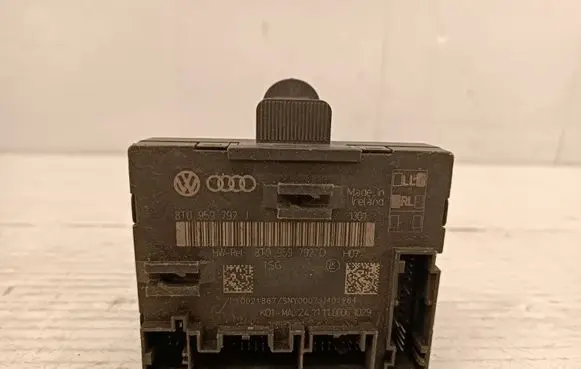 Audi A5 8T 8F Door control unit/module 8T0959792J