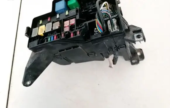Toyota RAV 4 (XA30) Fuse box set