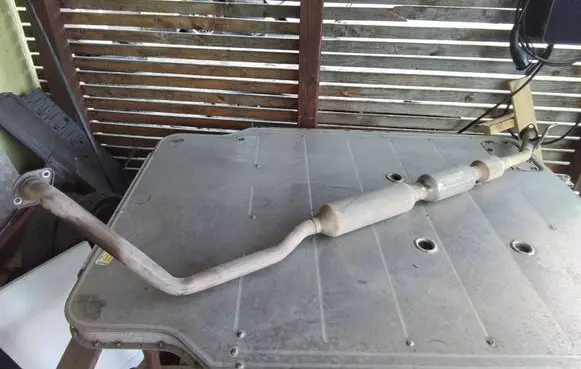 Suzuki Vitara (LY) Muffler/silencer 76SC02 76SM01 86PM03