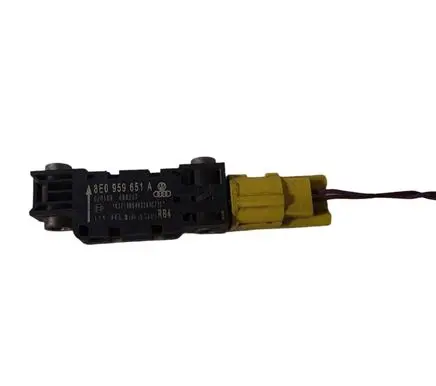 Audi A4 S4 B7 8E 8H Airbag deployment crash/impact sensor 8E0959651A