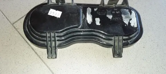 Renault Laguna I Headlight/headlamp dust cover 141671