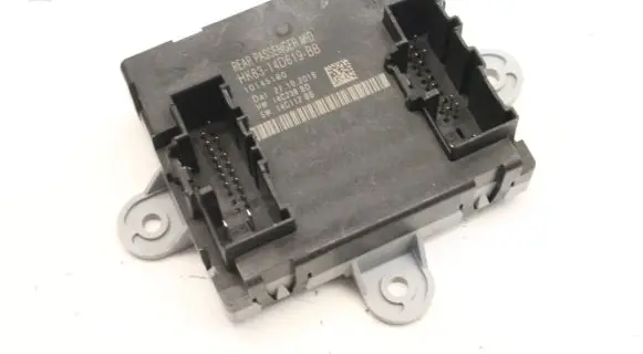 Land Rover Discovery Sport Door control unit/module HK8314D619BB