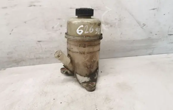 Mazda 626 Power steering fluid tank/reservoir