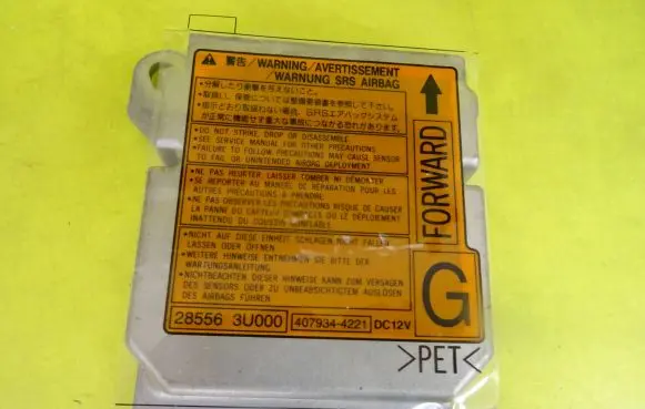 Nissan Cube Z11 Airbag control unit/module 285563U000 407934-4221