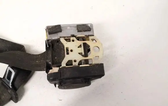 Audi A6 S6 C5 4B Front seatbelt 4B9857805