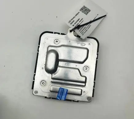 Volvo XC90 LED ballast control module 32337412