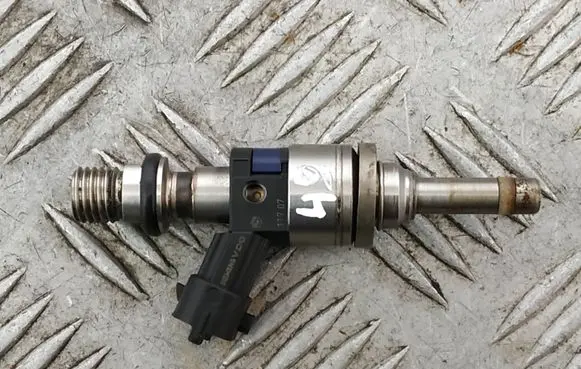 Porsche Cayenne (9PA) Fuel injector 94860523001
