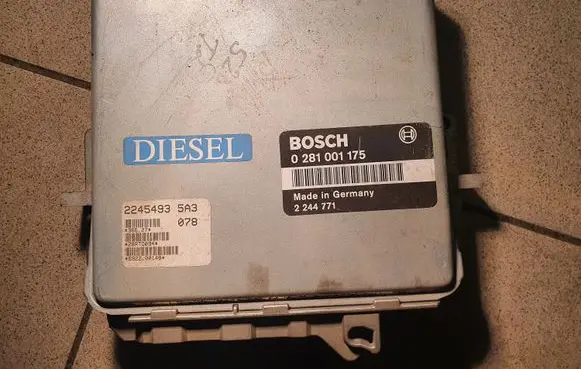 Acura ILX Engine control unit/module 0281001175