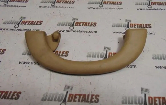 Mercedes-Benz E W211 Rear interior roof grab handle A2118100051