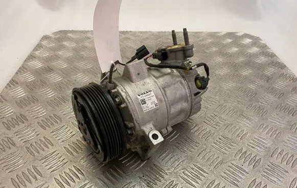 Volvo XC60 Air conditioning (A/C) compressor (pump) 31449067 P31449067