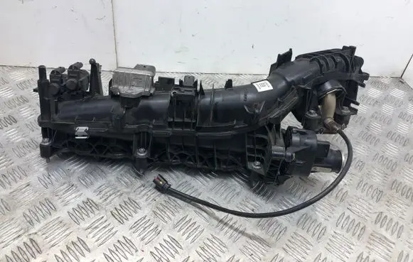 BMW 5 F10 F11 Intake manifold 8513655 14102201535