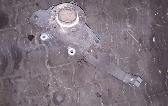 BMW 5 F10 F11 Front wheel hub spindle knuckle NOCODE