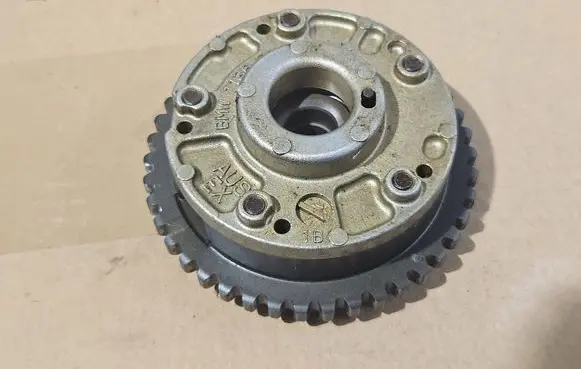 BMW 6 E63 E64 Camshaft pulley/ VANOS 7512182