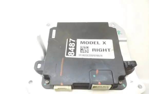 Tesla Model X Other control units/modules 105018310C