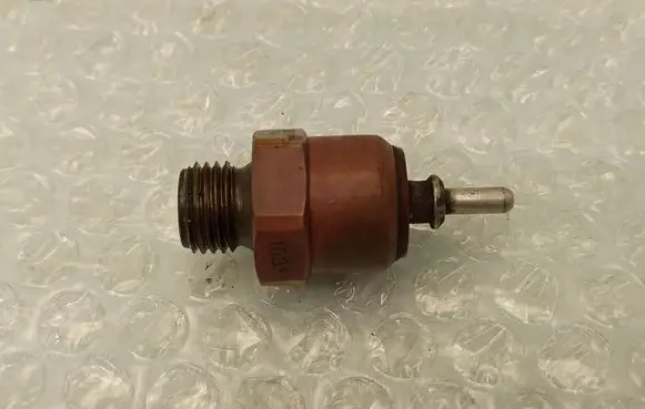Coolant temperature sensor