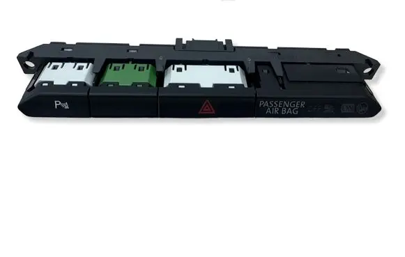 Volkswagen PASSAT B8 Hazard light switch 3G0927132A