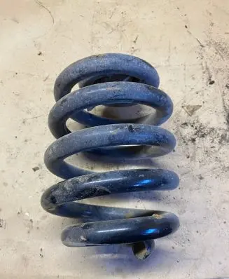 Volkswagen Transporter - Caravelle T5 Rear coil spring
