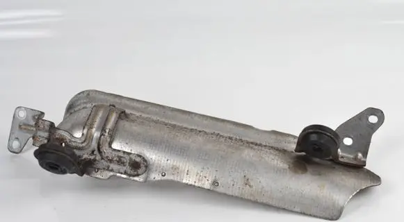 Mercedes-Benz C W203 Heat shield in engine bay A6420901141 92121592