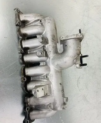 KIA Sorento Intake manifold 283104A102 4X07HD