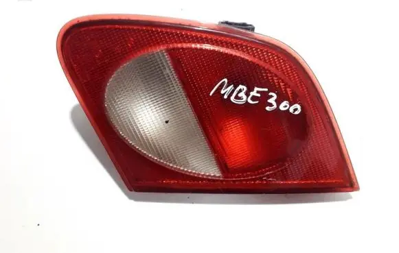 Mercedes-Benz E W210 Tailgate rear/tail lights a2108201264 197504