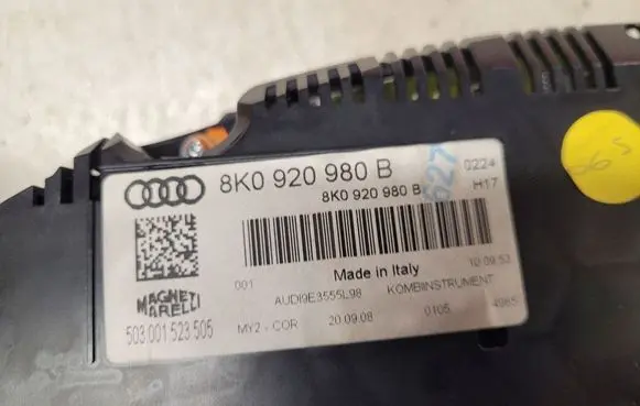 Audi A4 S4 B8 8K Speedometer (instrument cluster) 8K0920980B