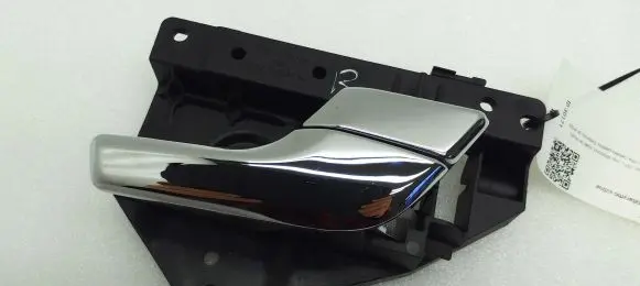 Jaguar XF X250 Front door interior handle 8X2322600AE 8X2322600BE