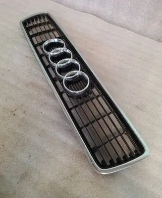 Audi 80 90 S2 B4 Front grill