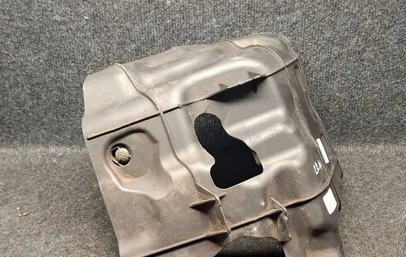 Audi Q7 4M Other engine bay part 4M0103926C