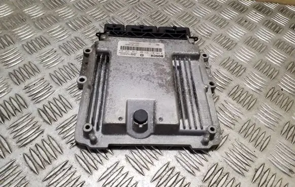 Renault Trafic III (X82) Engine control unit/module 0281031363 237103984R 237105202R