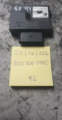 Audi A4 S4 B9 8W Fuel pump relay 8W0906093C