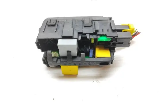 Peugeot 3008 II Fuse box set 9806192580 RFBH2000EC