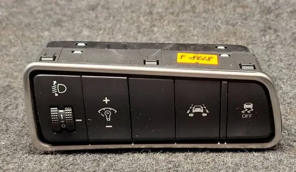 Hyundai Tucson TL Other switches/knobs/shifts 93710D7110